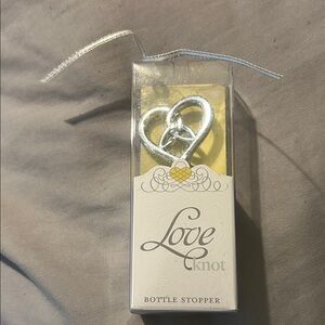 Silver Love Knot Bottle Stopper